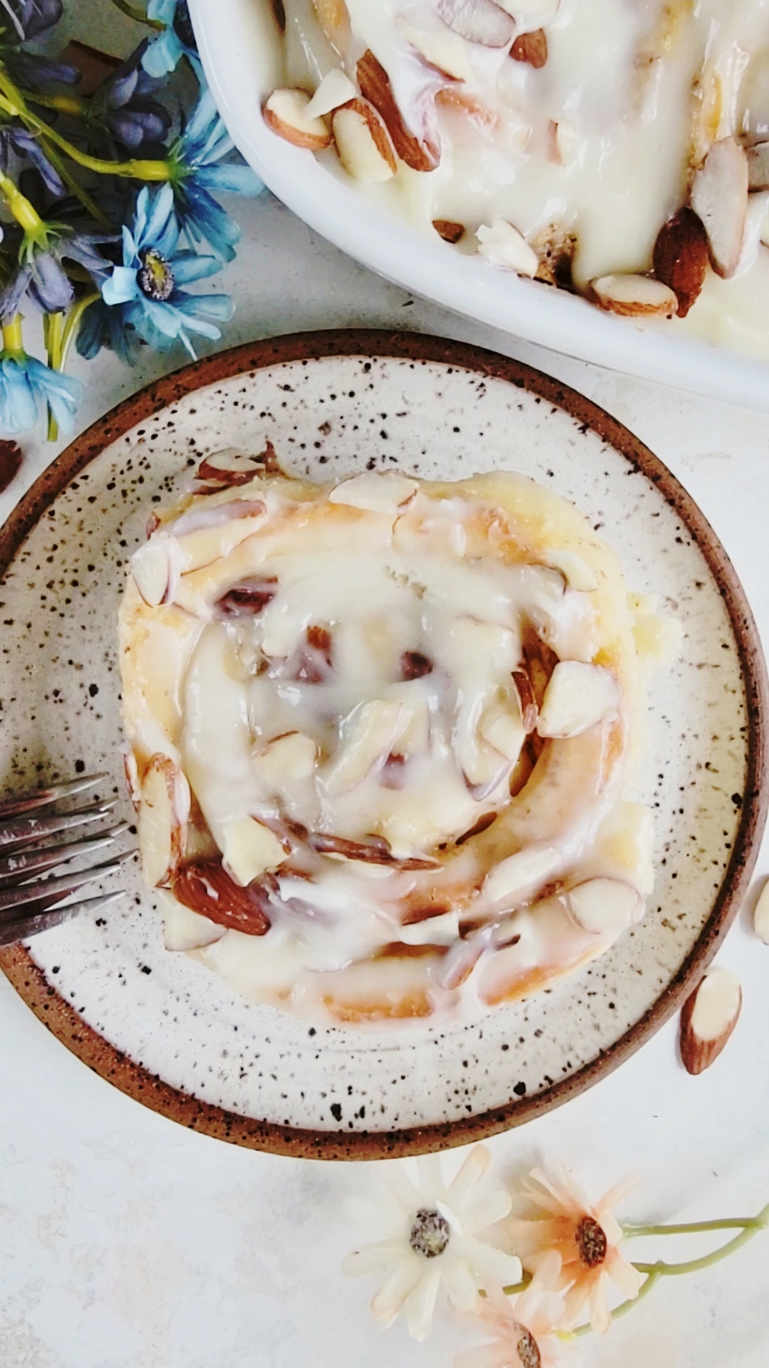 1- hour Almond Croissant Cinnamon Rolls