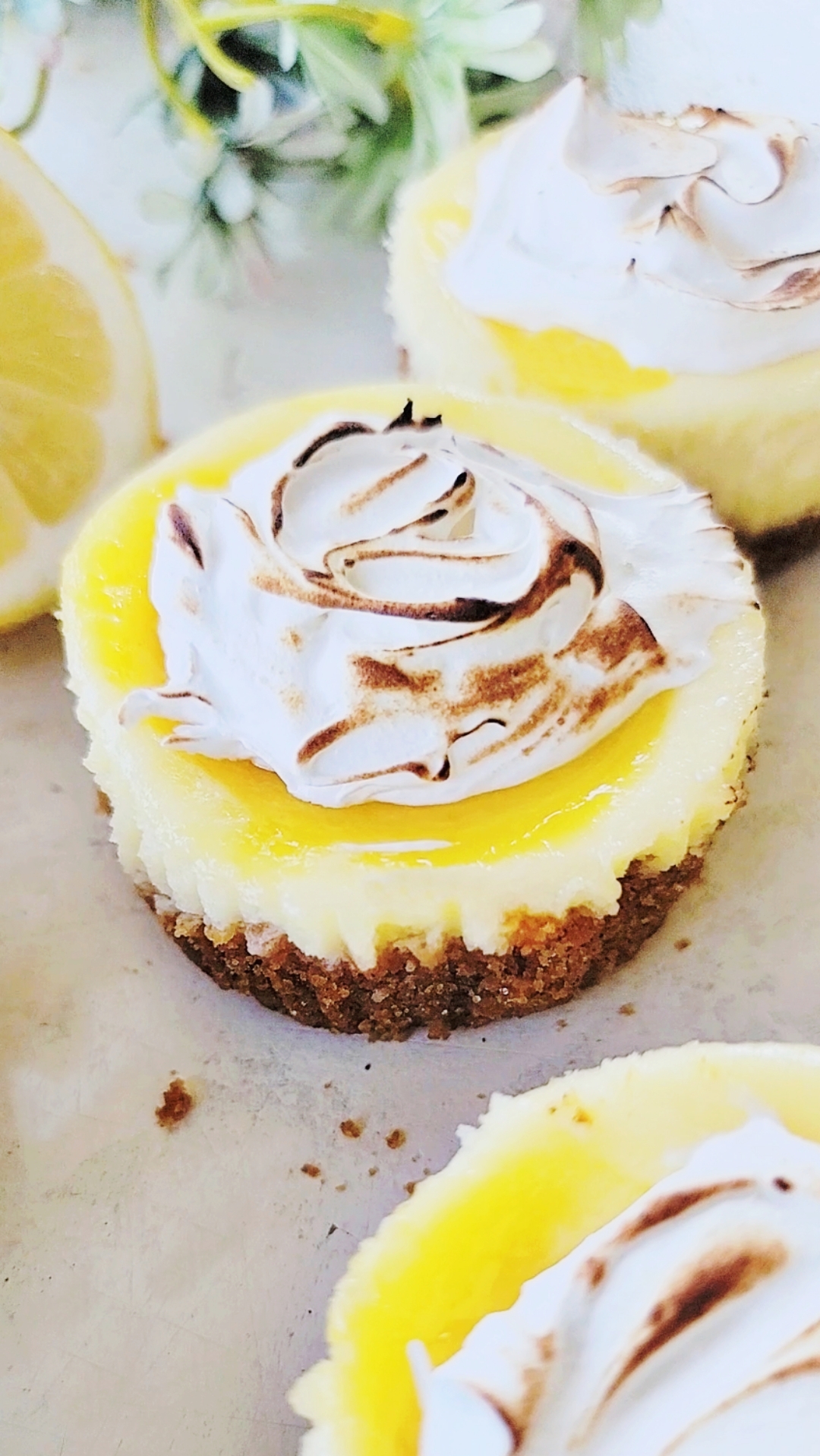 Mini Lemon Meringue Cheesecakes