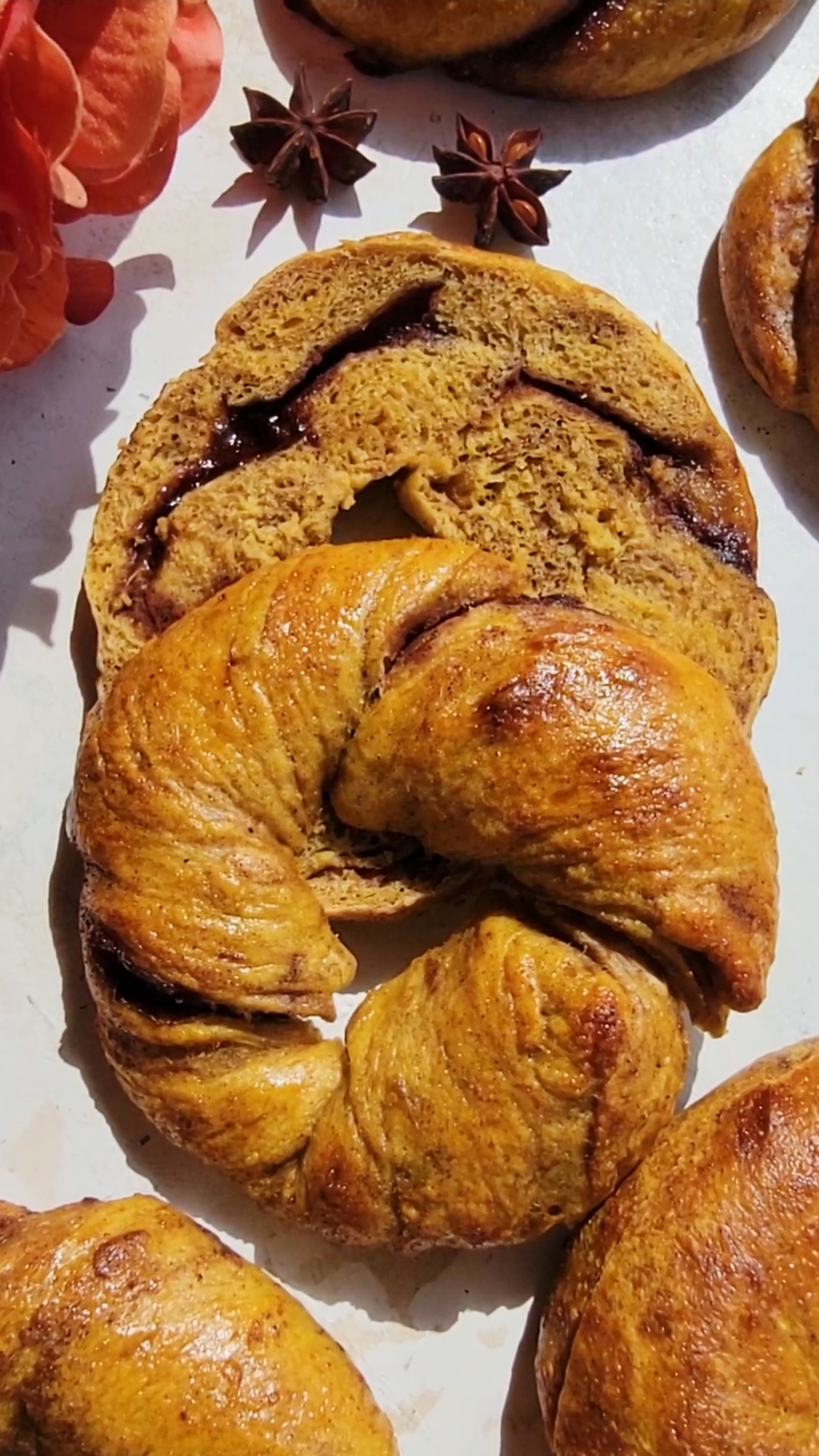 Cinnamon Swirl Pumpkin Bagels