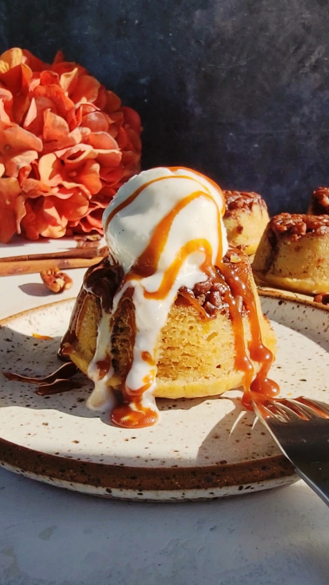 Mini Pecan Pie Cakes