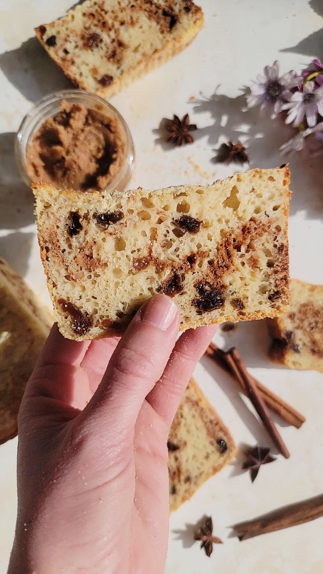 Cinnamon Raisin English Muffin Bread