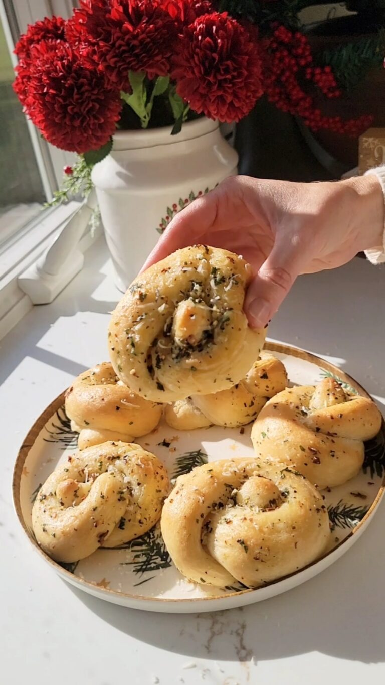 Garlic Knots