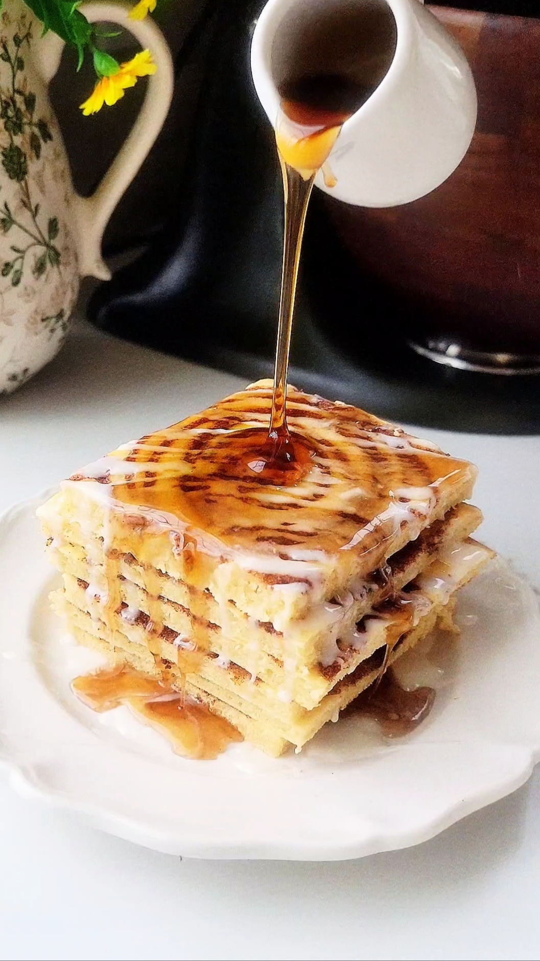 Cinnamon Roll Sheet Pan Pancakes