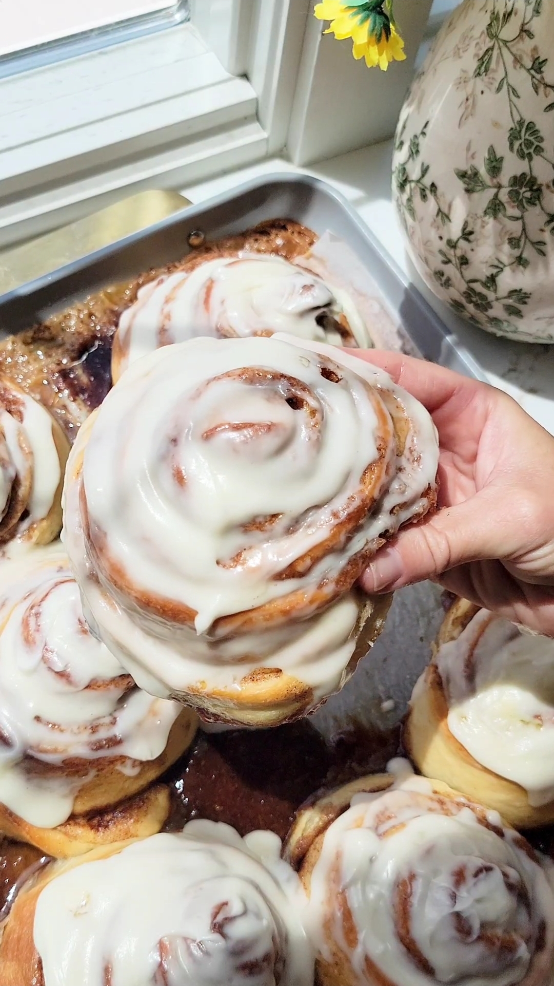 Bakery Style Cinnamon Rolls